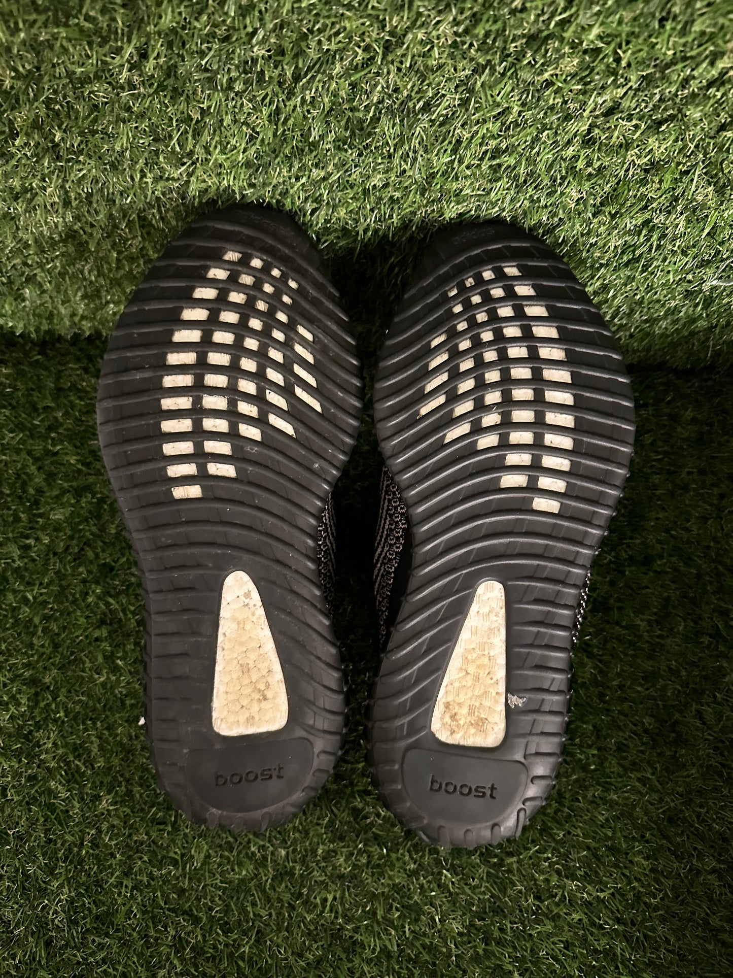 Adidas Yeezy Boost 350 V2 Yecheil (Non-Reflective)